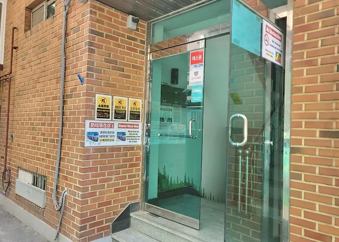 公寓 Mapo Hanok Vibe 3br Group 4 Queen Beds 首爾